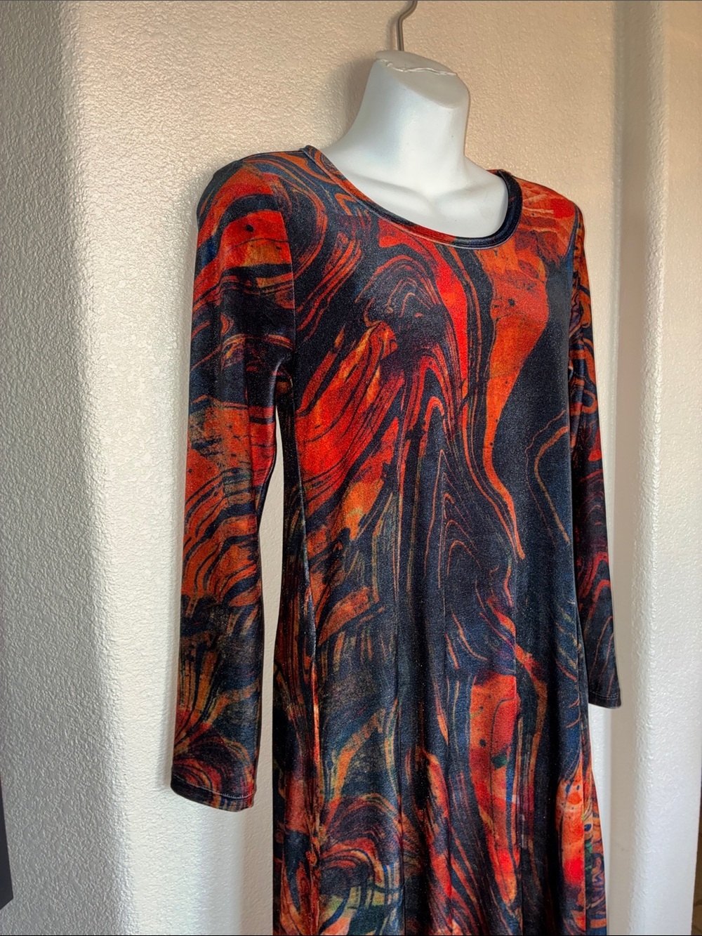 Soft Surroundings maxi dress women's PXS Red/Black Marble-Print cozy velour. Euc - Picture 5 of 16
